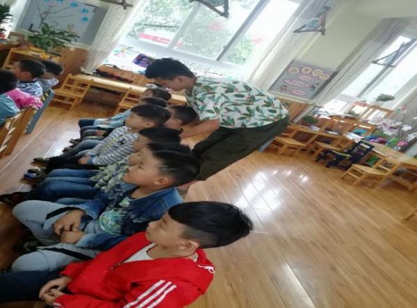 2ͼƬ12017ѧǰ ʵѧ.jpg